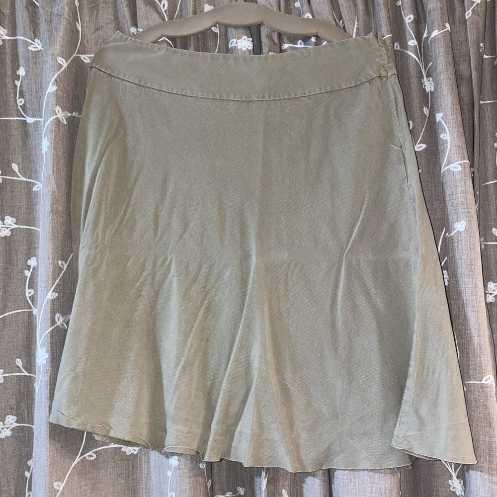 Beige skirt midi size 14-16